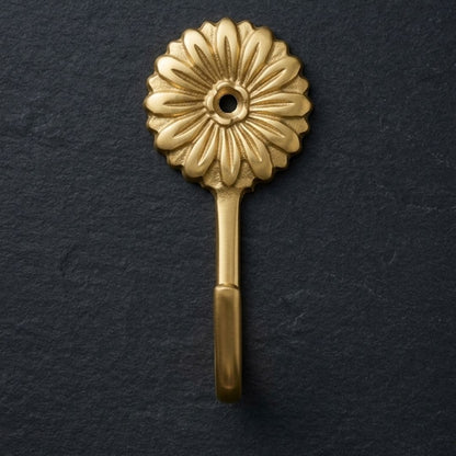 Back Hook 3 3/5 " Pb (Polished Brass)