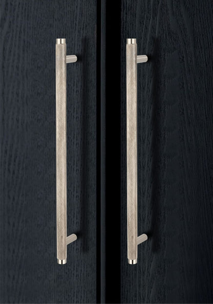 Full knurling handle